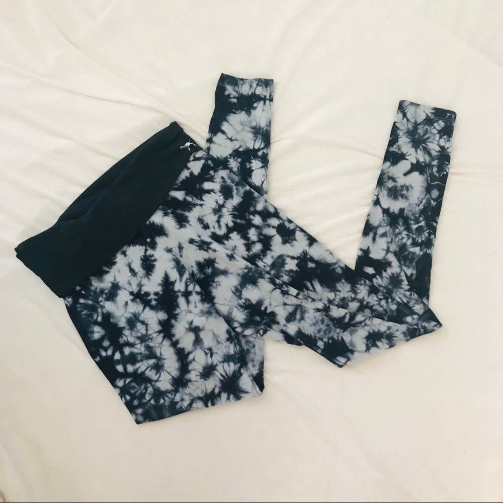 Victoria’s Secret Leggings